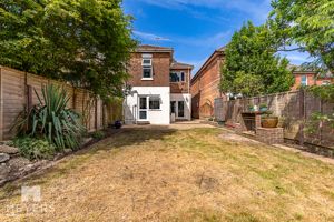 Photo 18- click for photo gallery